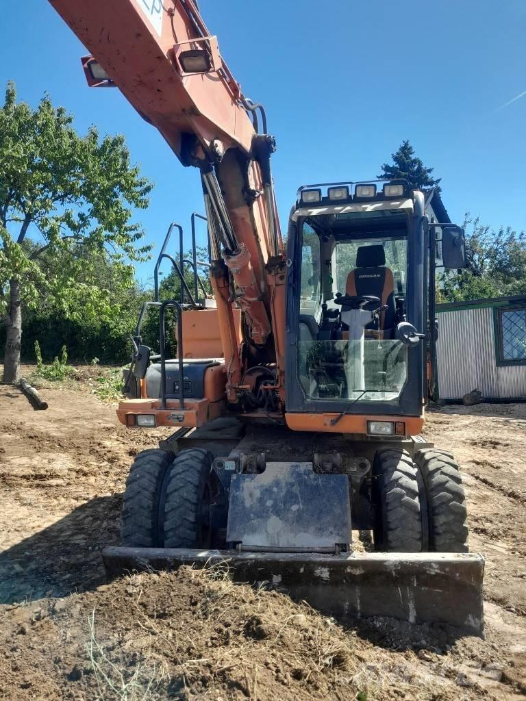 Doosan DX 160 W-3 Hjulgravere