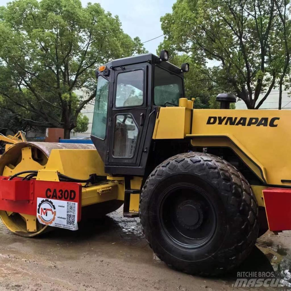 Dynapac CA 30 D Valsetog