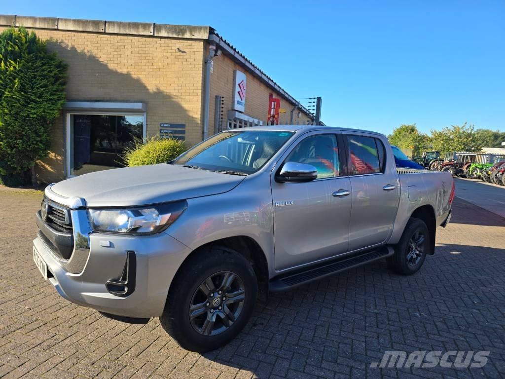 Toyota Hilux Pickup/planbiler