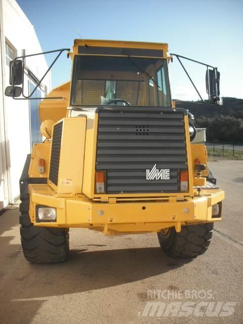 Volvo A 25 C   4x4 Rammestyrte Dumpere