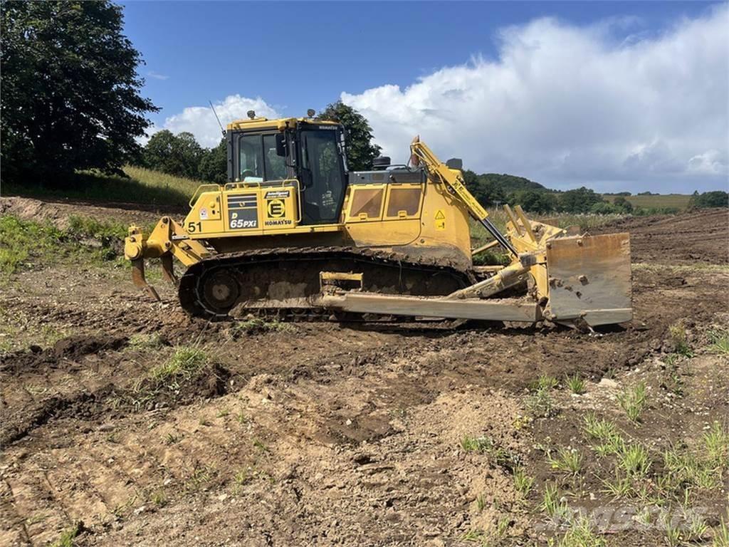 Komatsu D65PXI-18 Dozere Beltegående