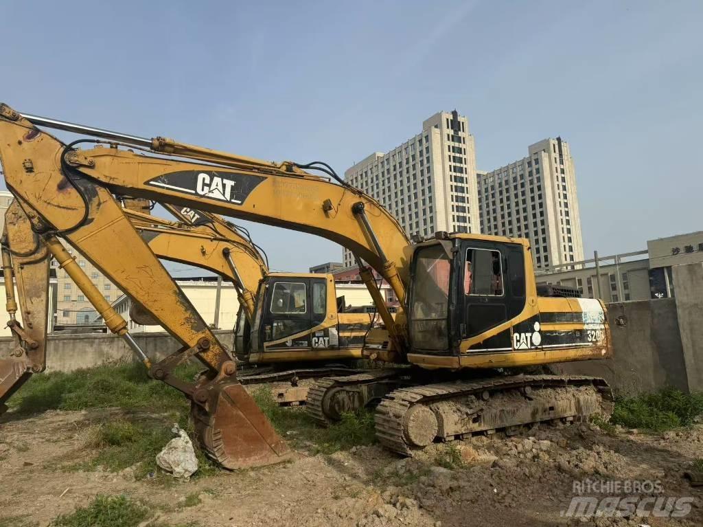 CAT 320 B L Beltegraver