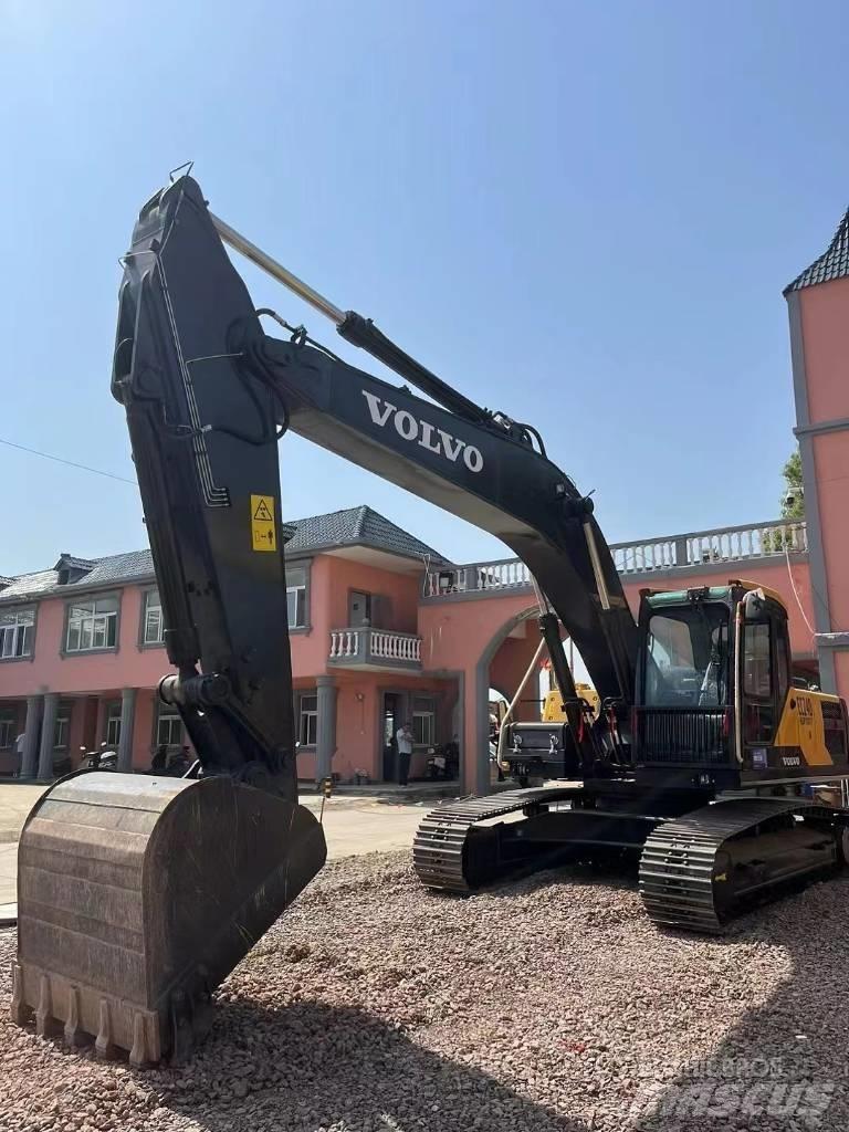 Volvo EC 240 Beltegraver