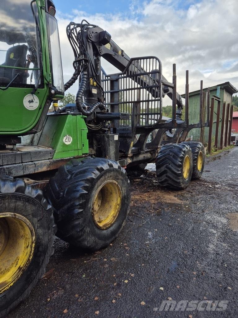 John Deere 1110 E Lassbærere