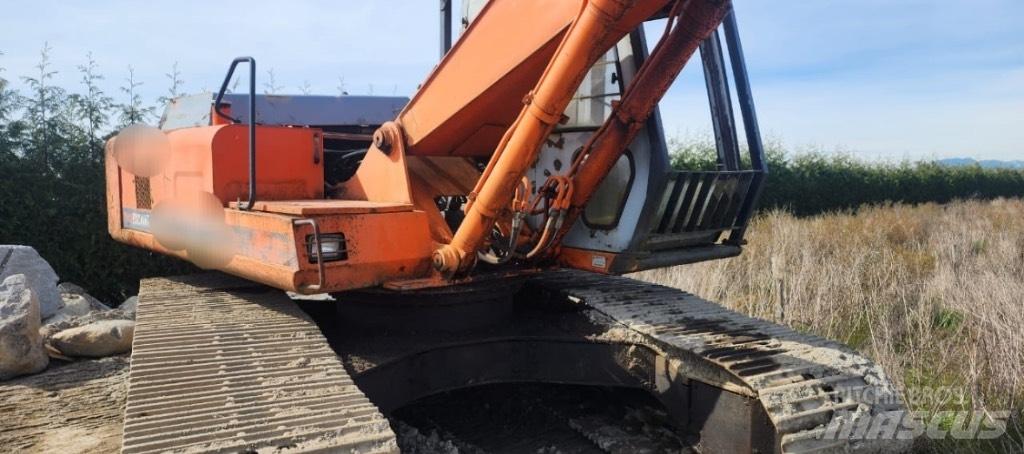 Hitachi EX 200 LC Beltegraver