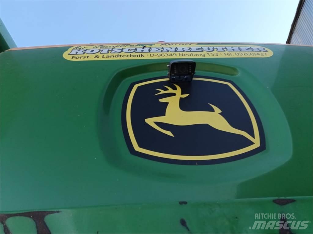 John Deere W540 Skurtreskere