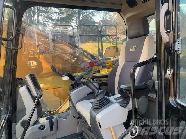CAT 330 F LN Beltegraver