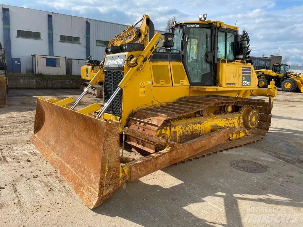 Komatsu D65PX-18E0 Dozere Beltegående