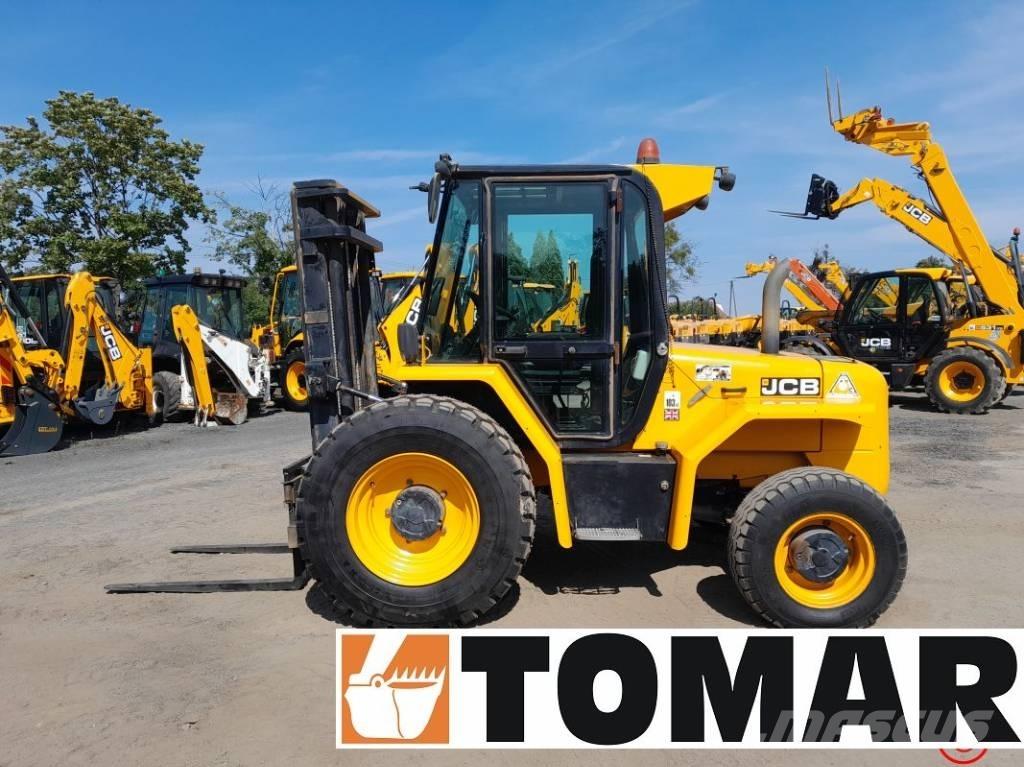 JCB 930-4 Terrenggående gaffeltruck
