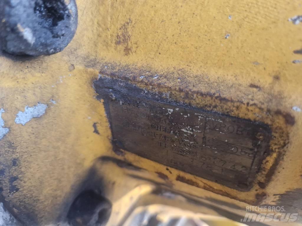 Volvo A25C Aksler