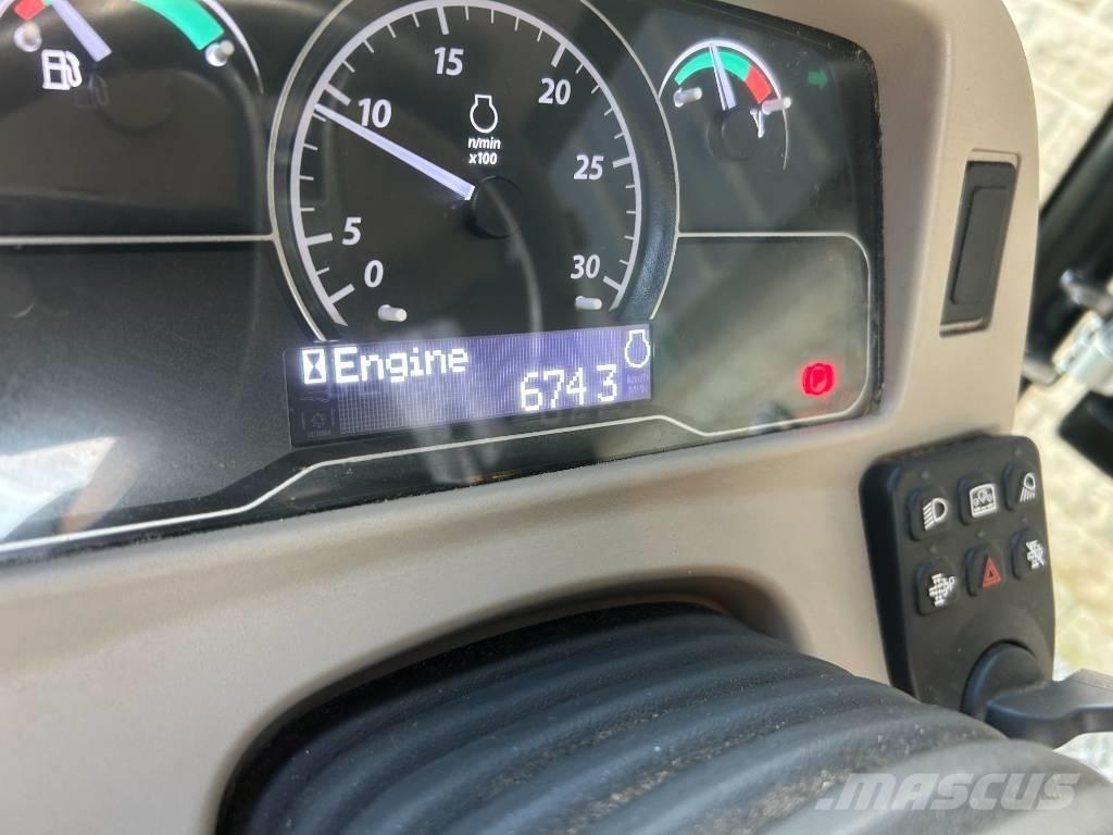 John Deere 3046R Traktorer