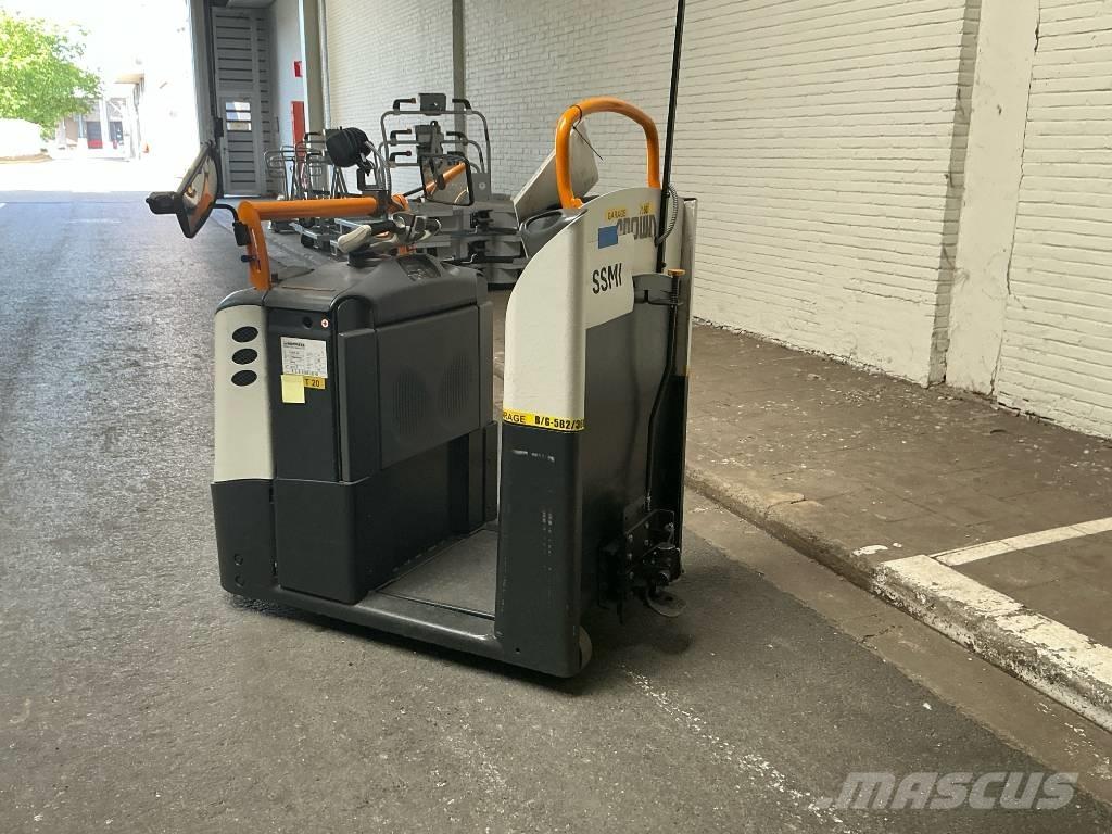 Crown TC 3000 Tauetraktor