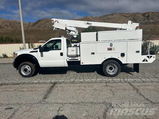 Ford F 450 Bilmontert lift