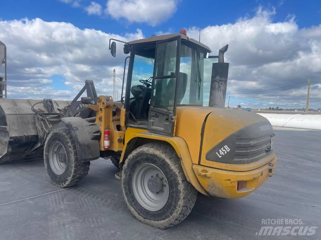 Volvo L 45 B Hjullastere