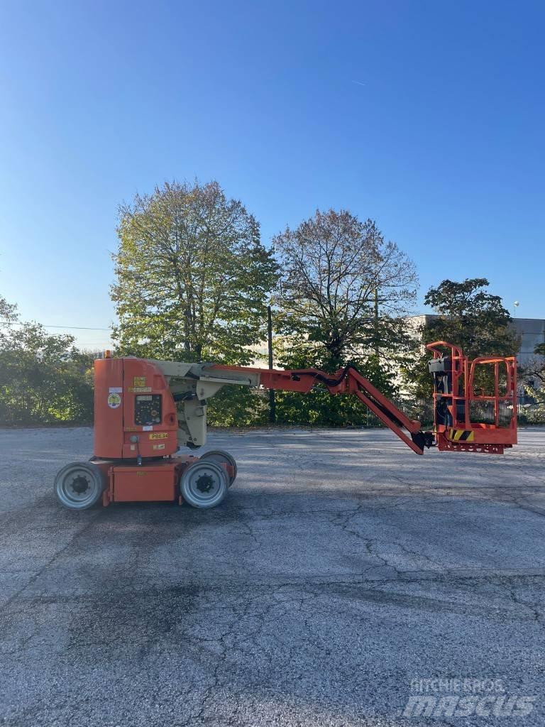 JLG 300 AJP Leddede bomlifter