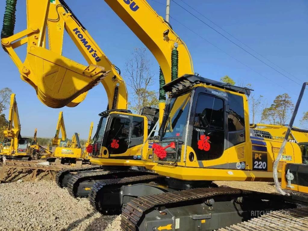 Komatsu PC 220-8 Beltegraver