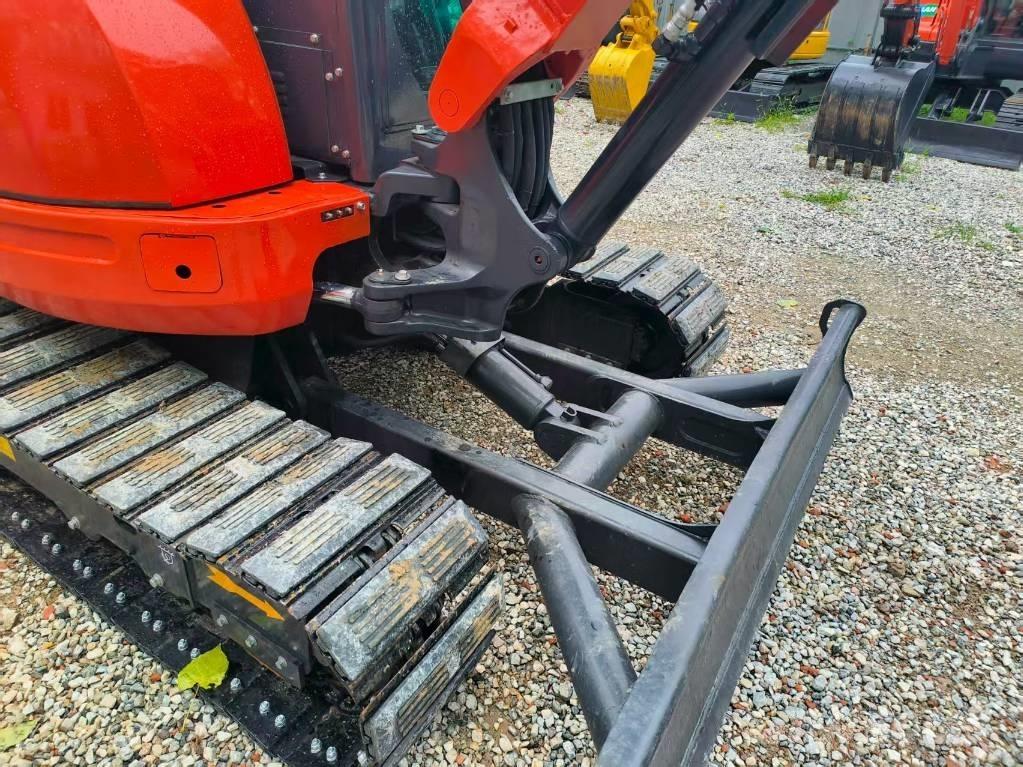 Kubota U 55-4 Minigravere <7t