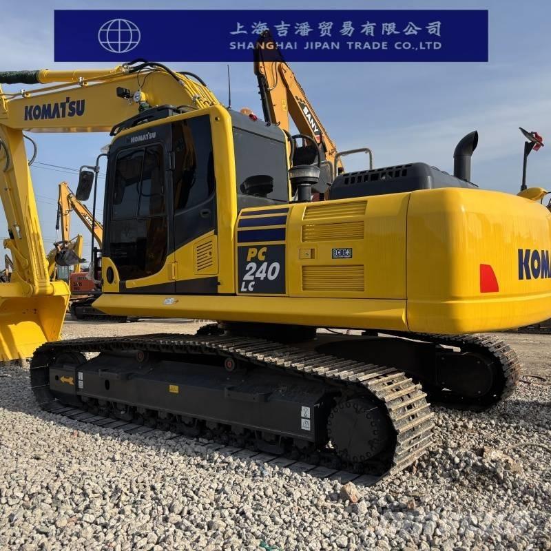Komatsu PC 240 Beltegraver