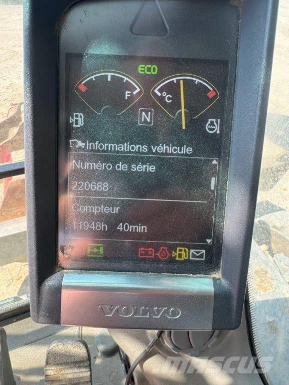 Volvo EW 140 D Hjulgravere