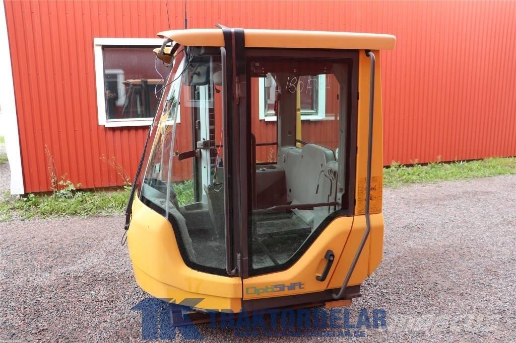 Volvo L 180 F Førerhus og Interiør