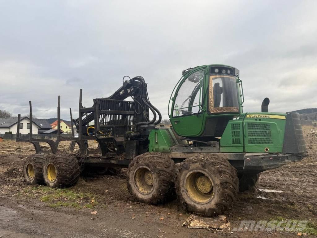 John Deere 1510E Lassbærere