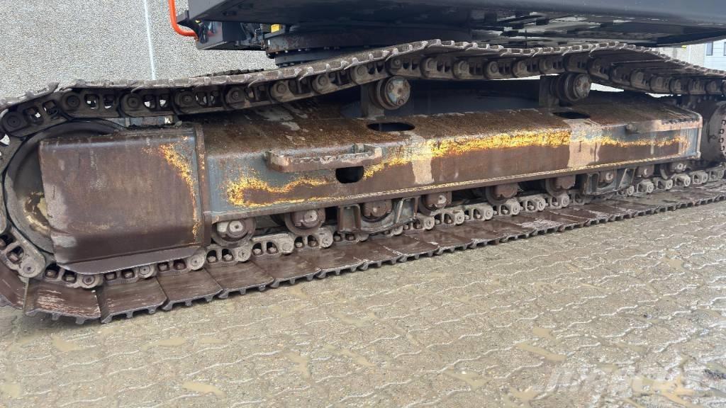 Volvo EC 250 EL Beltegraver