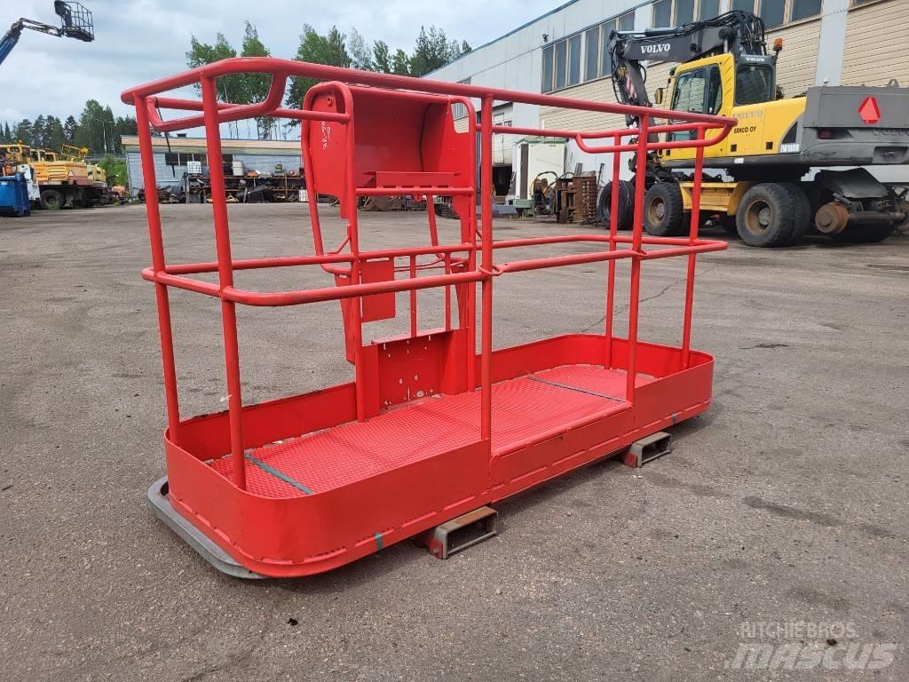 Manitou 200 ATJ kori Personløftere