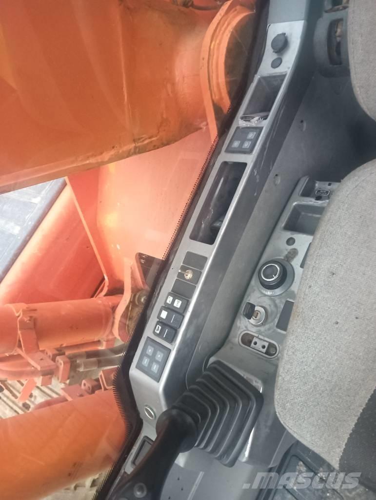 Doosan DX 300 LC-9C Beltegraver