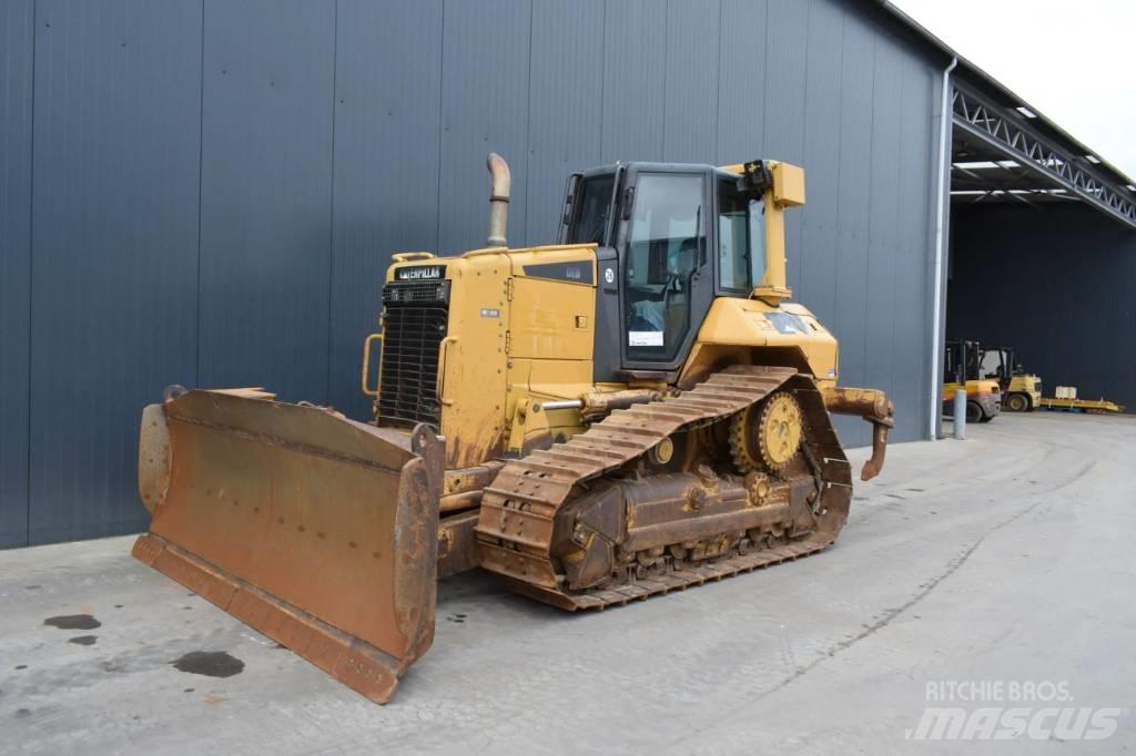 CAT D6N XL Dozere Beltegående