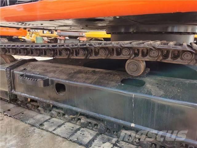 Hitachi EX 120 Beltegraver