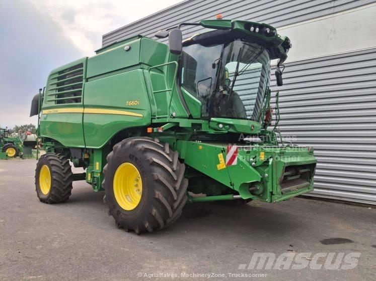 John Deere T 660 i Skurtreskere