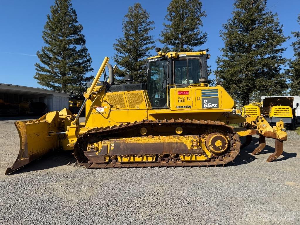 Komatsu D65PX-18 Dozere Beltegående