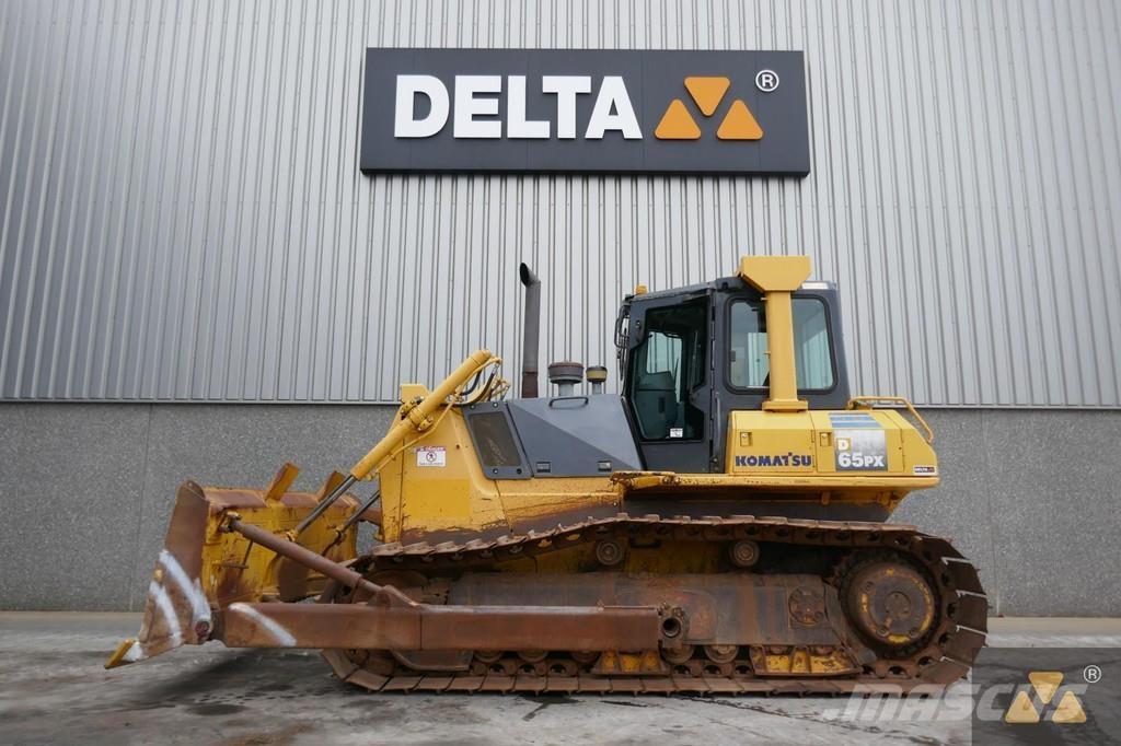 Komatsu D65PX-15EO Dozere Beltegående