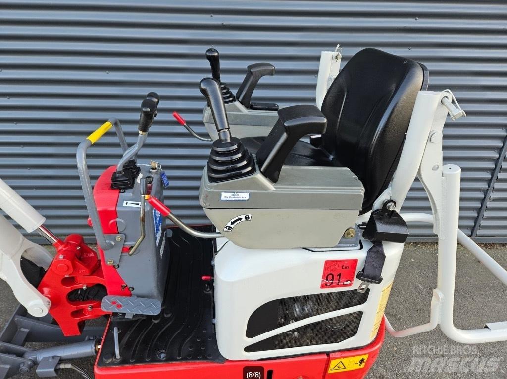 Takeuchi TB 210 R Minigravere <7t