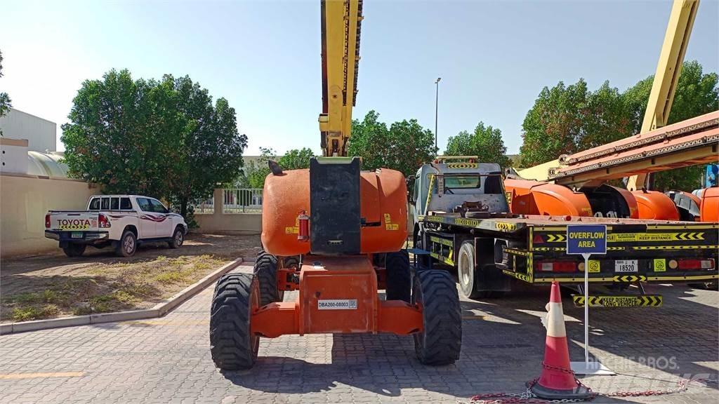 JLG 800AJ Leddede bomlifter