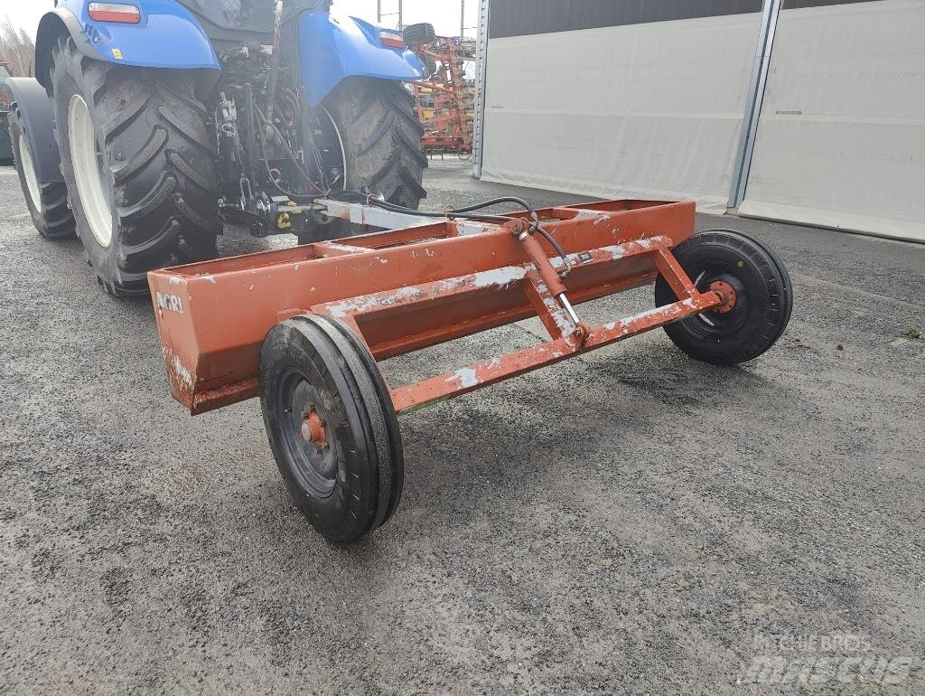  Temera 300 Veiskraper