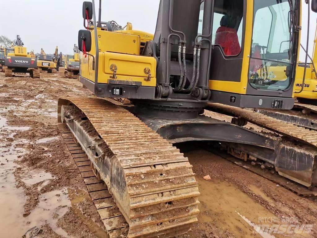 Volvo EC 240 B LC Beltegraver