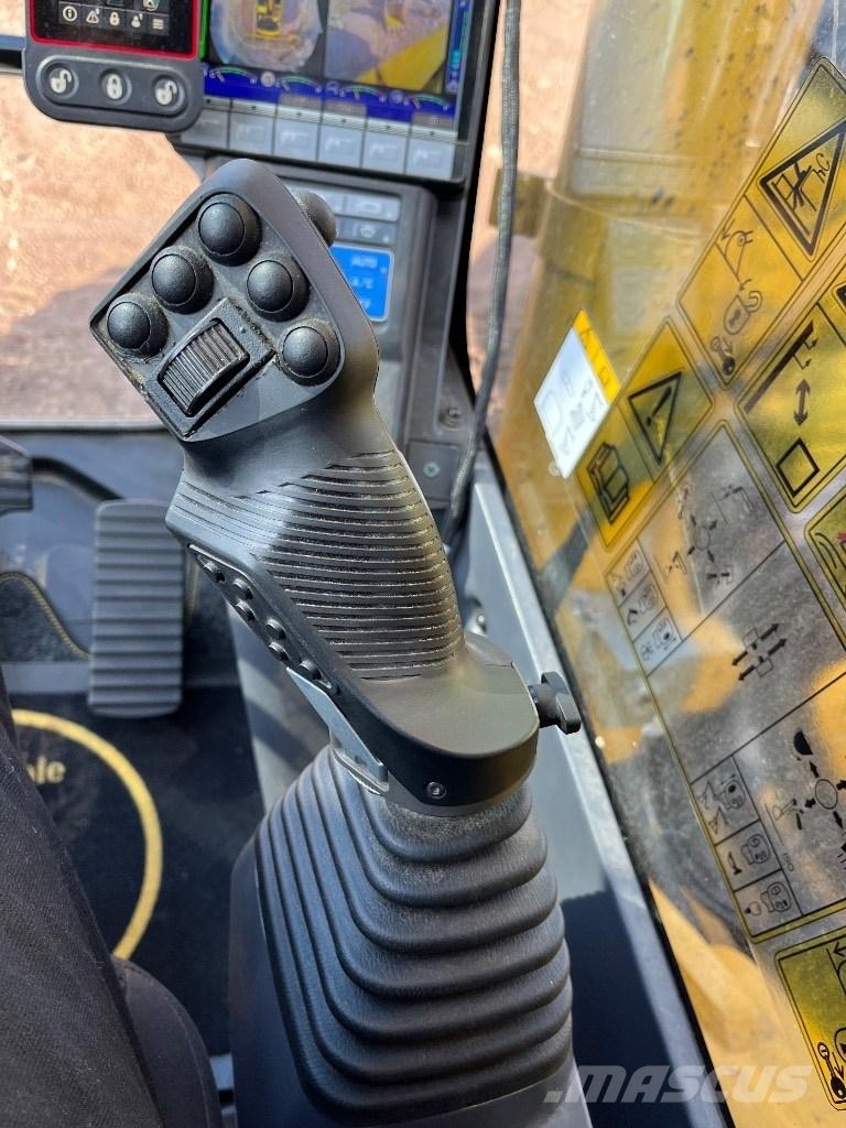 Komatsu HB 365LC-3E0 Beltegraver