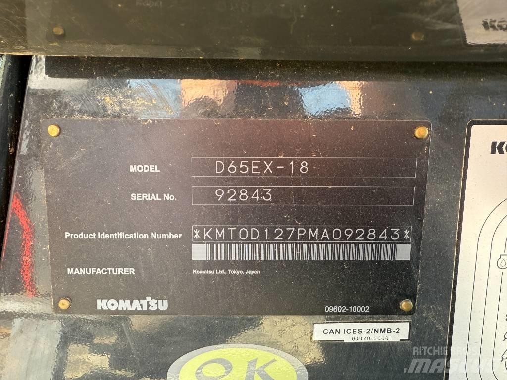 Komatsu D65EX-18 Dozere Beltegående