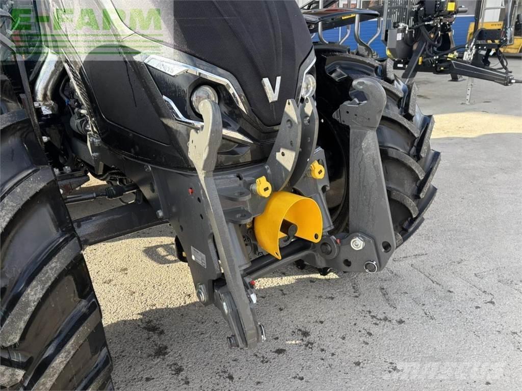 Valtra a 115 Traktorer