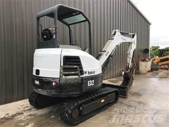 Bobcat E32M Minigravere <7t