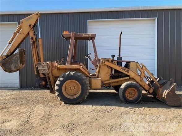 CASE 580E Traktorgravere