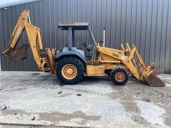 CASE 580L Traktorgravere