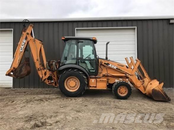 CASE 580M II Traktorgravere