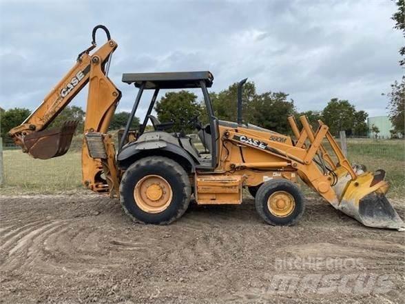 CASE 580M II Traktorgravere
