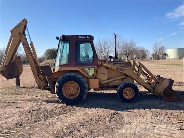 CASE 580SE Traktorgravere