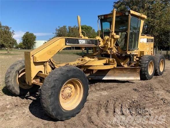 CAT 120H Veihøvler