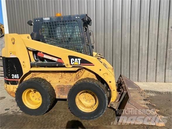 CAT 246 Kompaktlastere