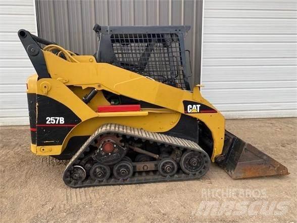 CAT 257B Kompaktlastere
