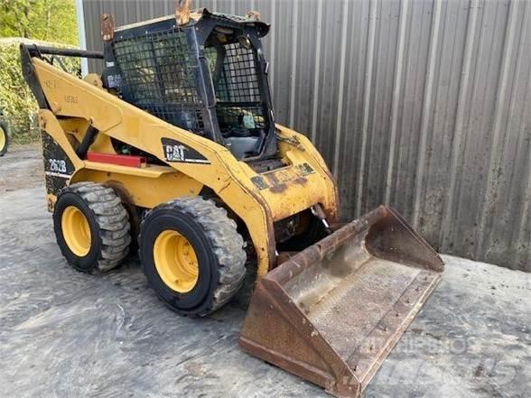 CAT 262B Kompaktlastere